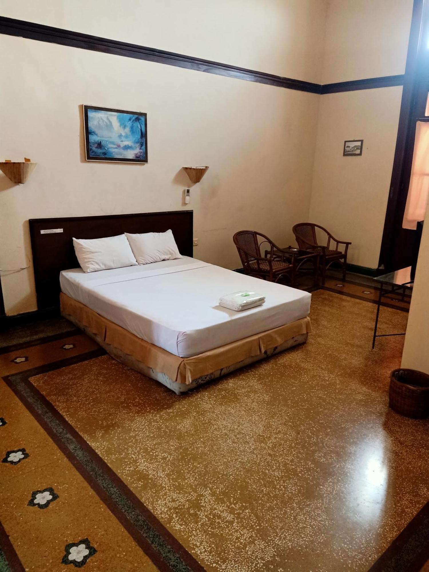 Hotel Niagara Lawang Exterior foto